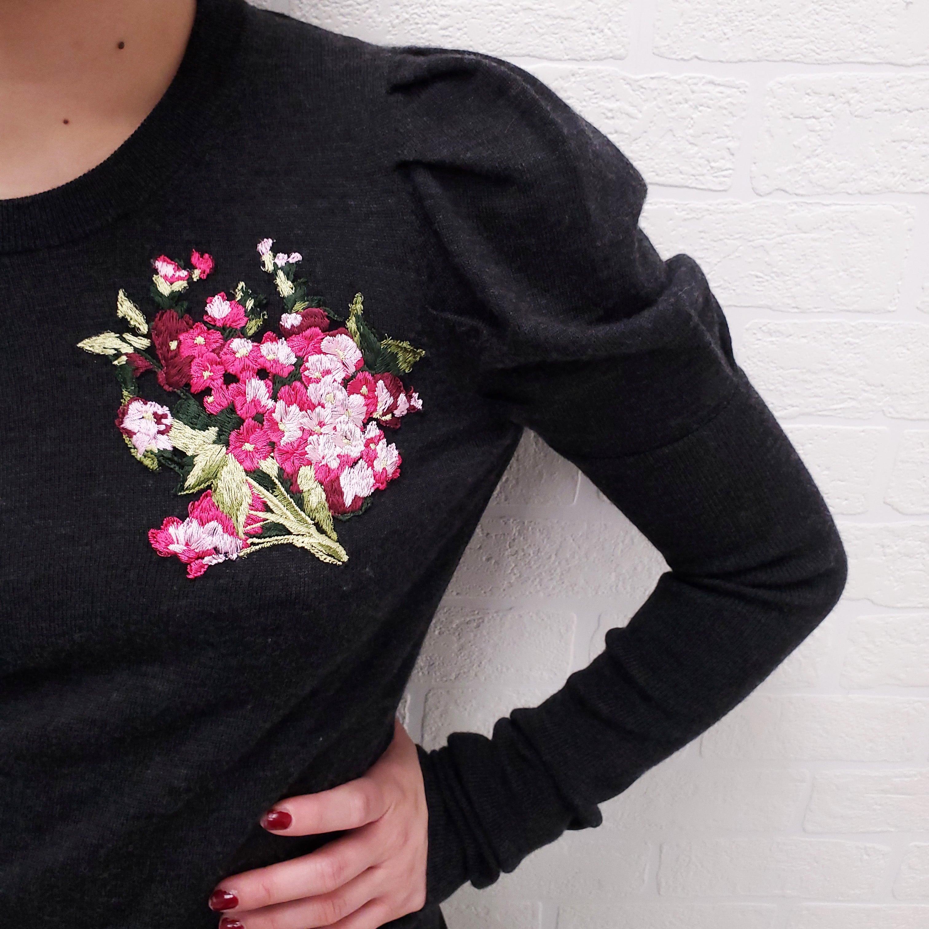 DOLCE & GABBANA GREY SWEATER WITH FLORAL PATCHWORK - SIZE 38