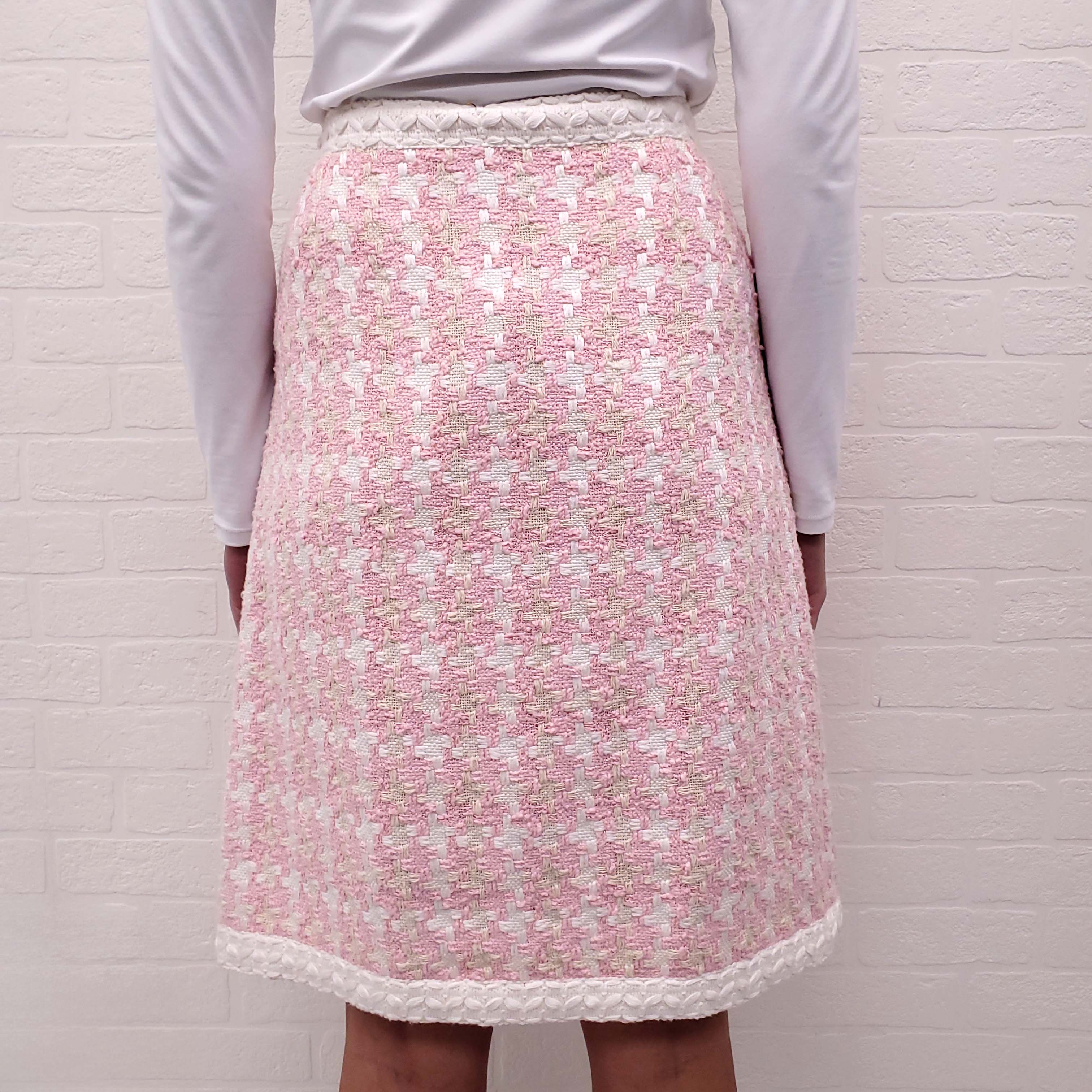 EDWARD ACHOUR PARIS PINK TWEED SKIRT - SIZE 44