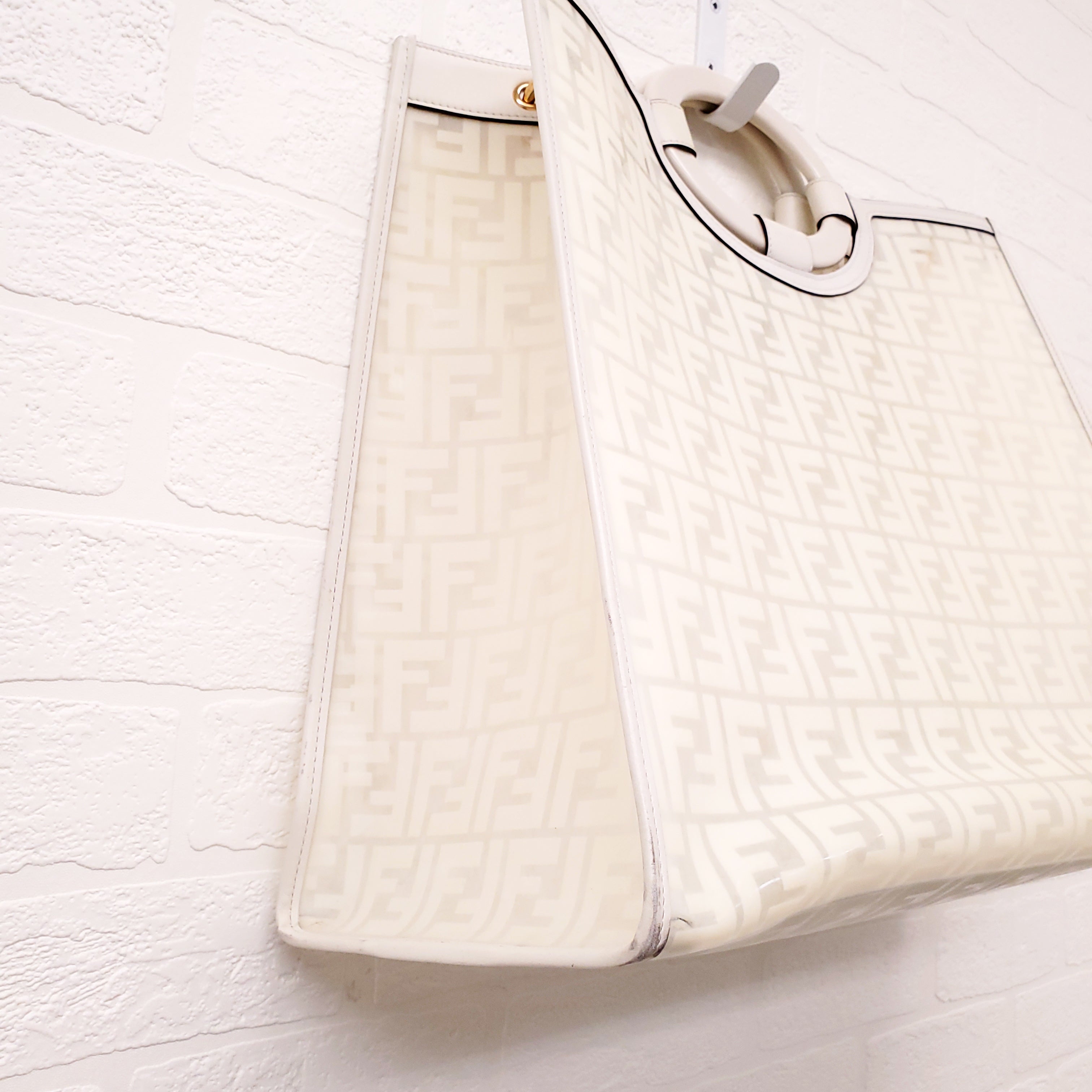 FENDI CREAM LARGE SHOPPER TOTE