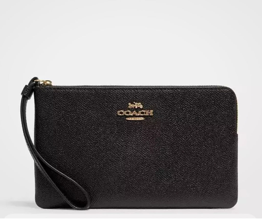 NWT Coach Large Corner zip Leather Wristlet Wallet In Black
