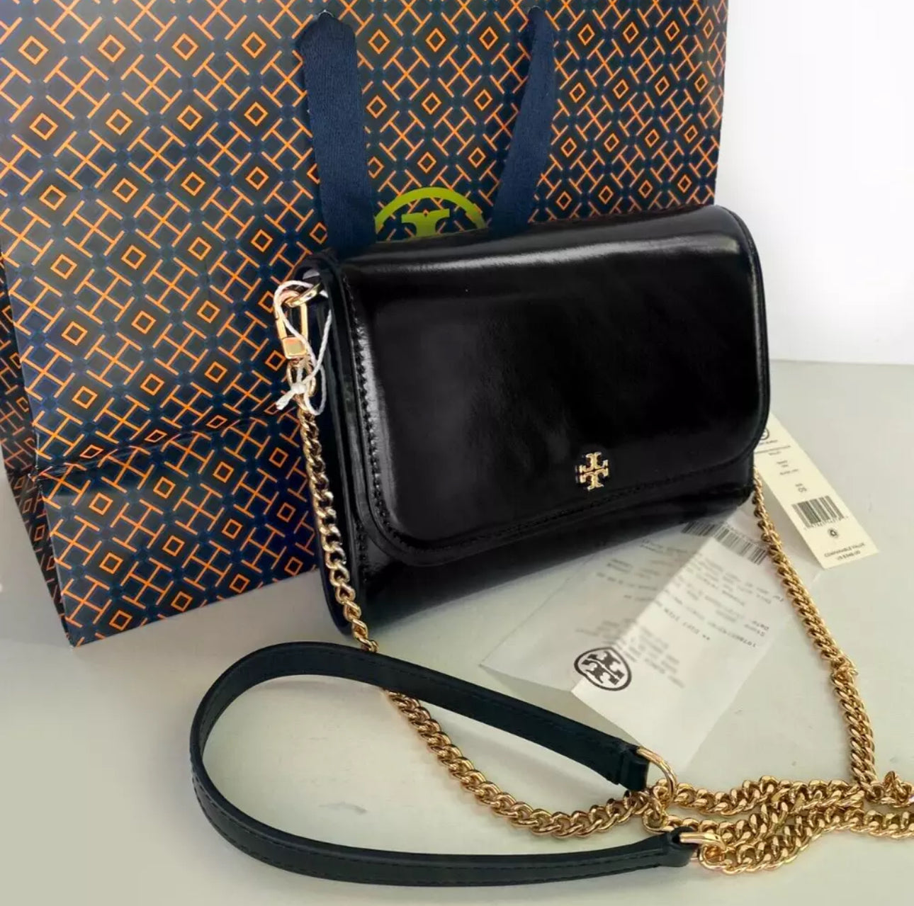 NWT Tory Burch Emerson Patent Leather Chain Wallet/Crossbody bag In Gold/Black