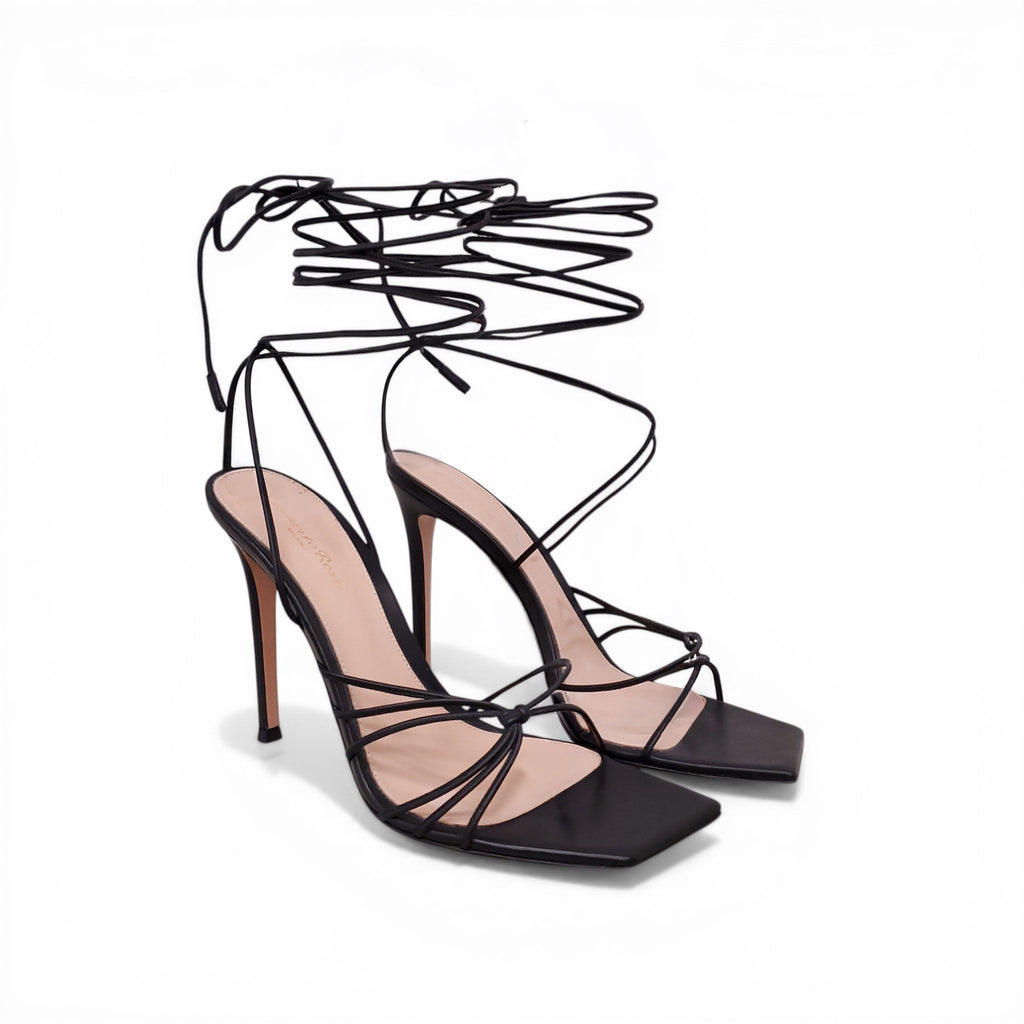 GIANVITO ROSSI BLACK LACE UP SANDAL HEELS - SIZE 39.5