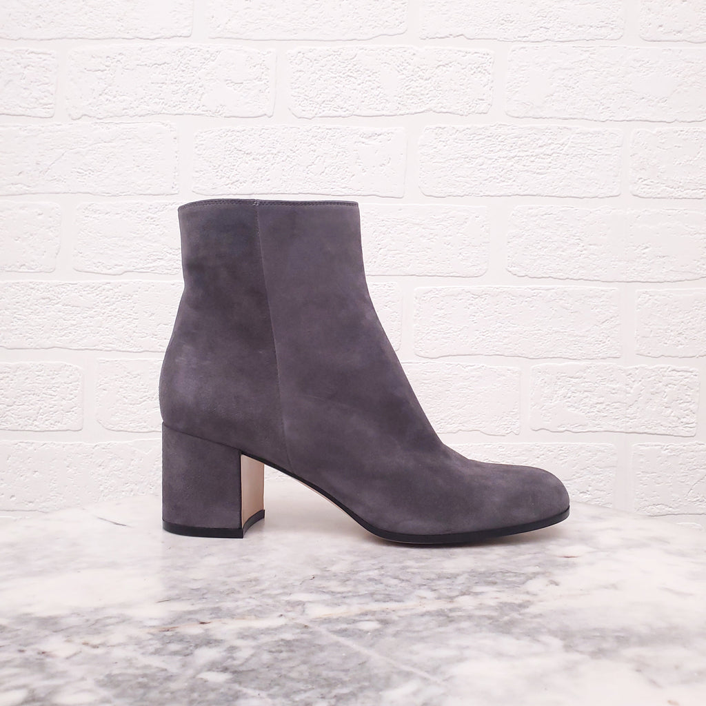 GIANVITO ROSSI GREY SUEDE BOOTIES - SIZE 39