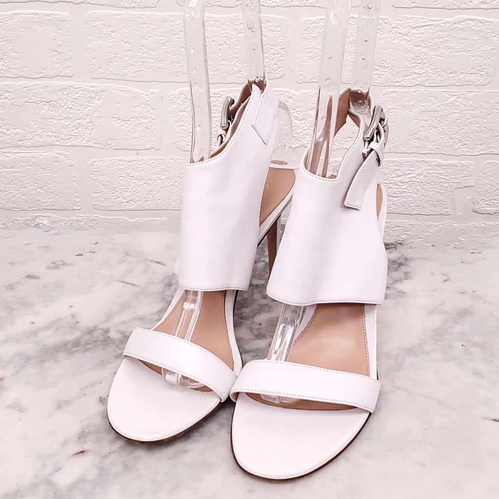 GIANVITO ROSSI WHITE LEATHER BUCKLE PEEP TOE HEELS - SIZE 40