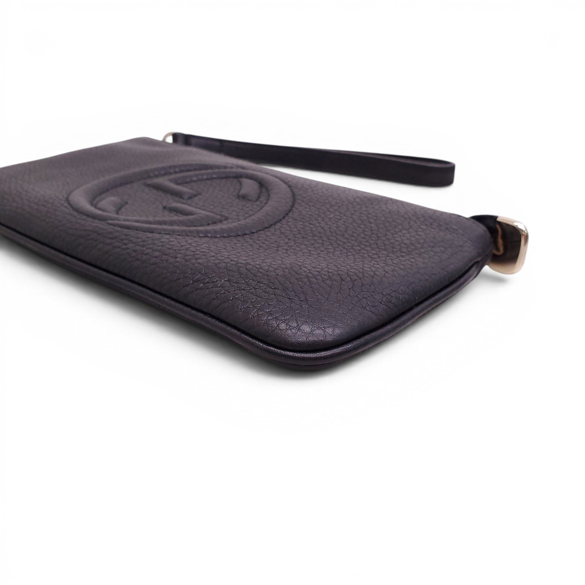 GUCCI BLACK SOHO WRISTLET BAG