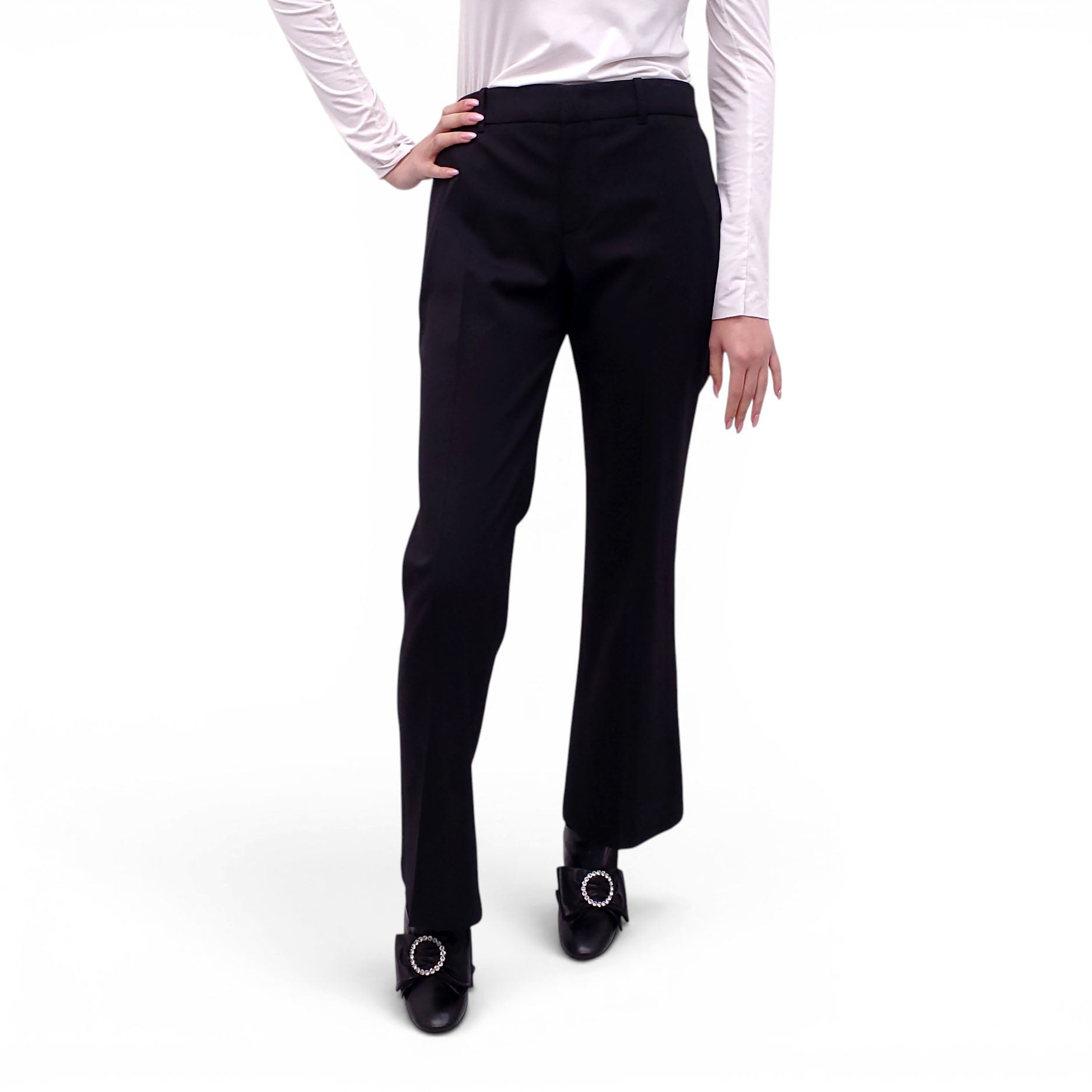 GUCCI BLACK SUIT WITH PLEATED SLEEVE DETAIL - SIZE 6