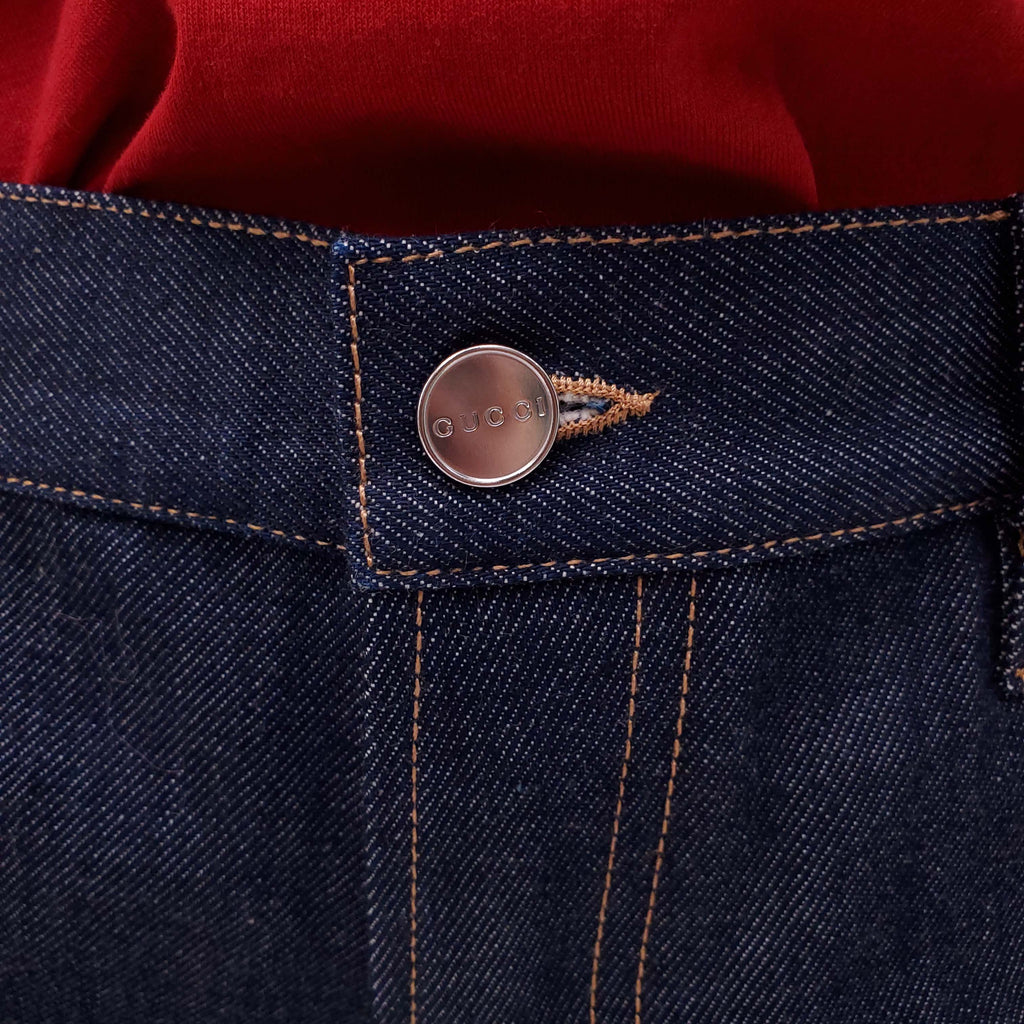 GUCCI DARK WASH DENIM SHORTS WITH LOGO - SIZE 28