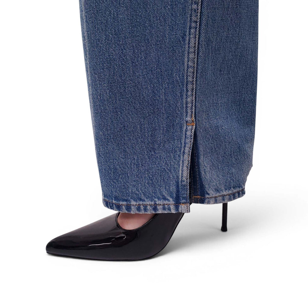 GUCCI MEDIUM WASH BOYFRIEND JEANS - SIZE 25