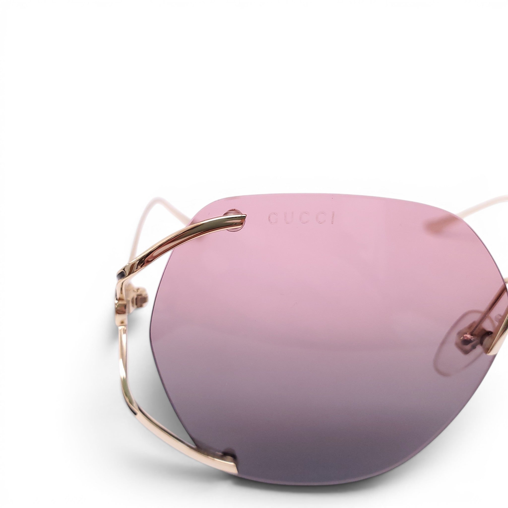 GUCCI PURPLE LENS OMBRE SUNGLASSES WITH GOLD HARDWARE