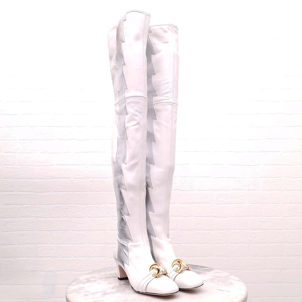 GUCCI WHITE BOOTS WITH SILVER STRIKE - SIZE 36