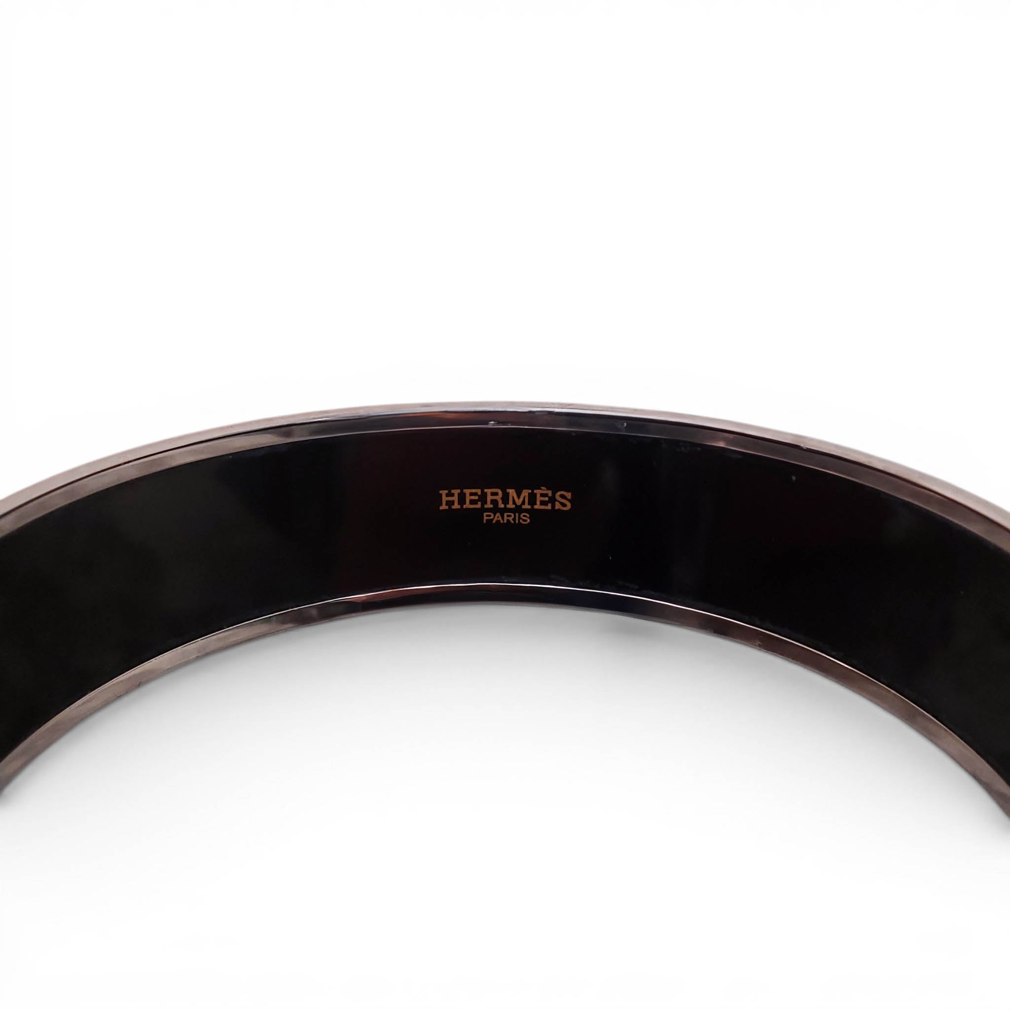 HERMÈS LARGE H LOGO PATTERNED BANGLE - SIZE 70