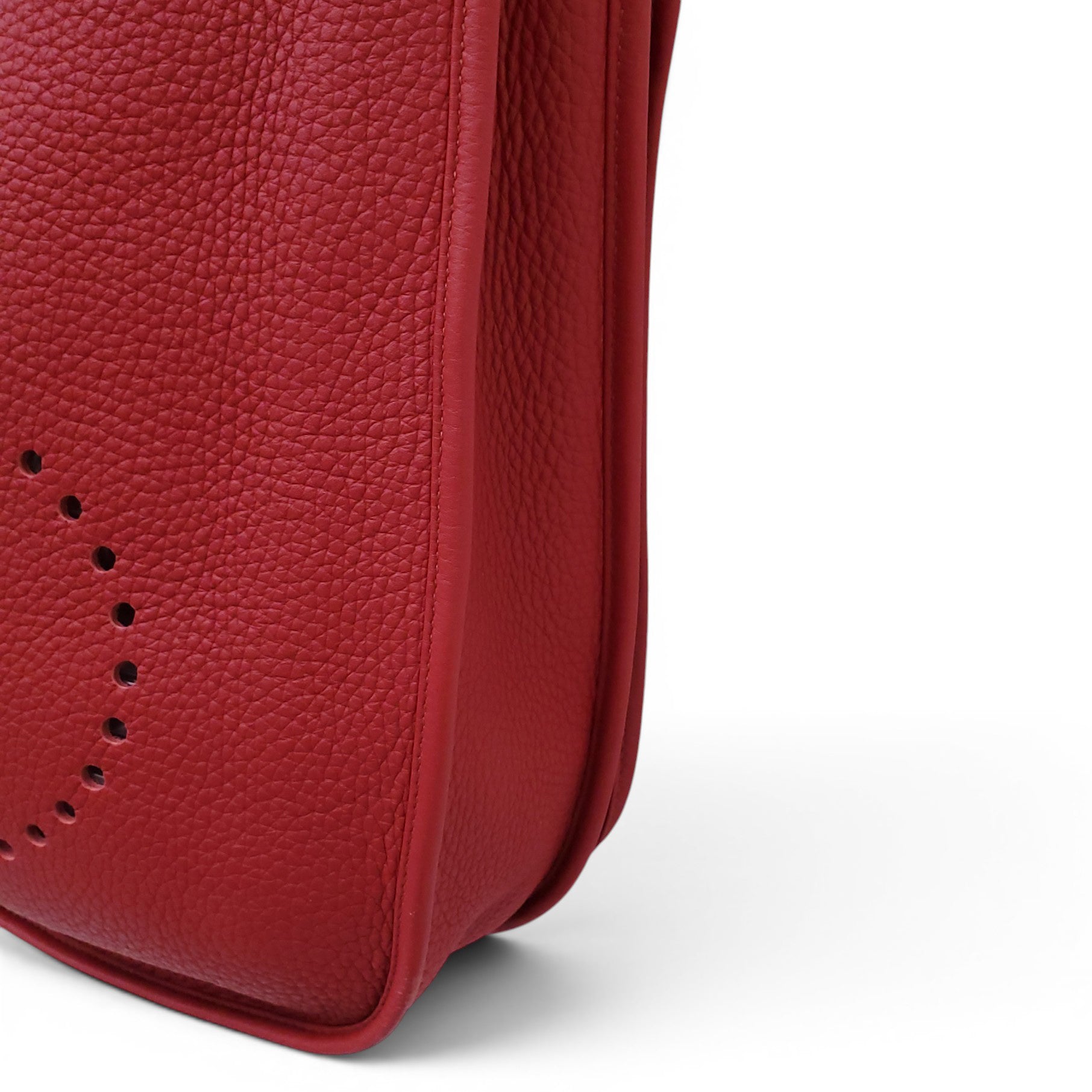 HERMÈS RED CLÉMENCE LEATHER EVELYN 29 GM BAG