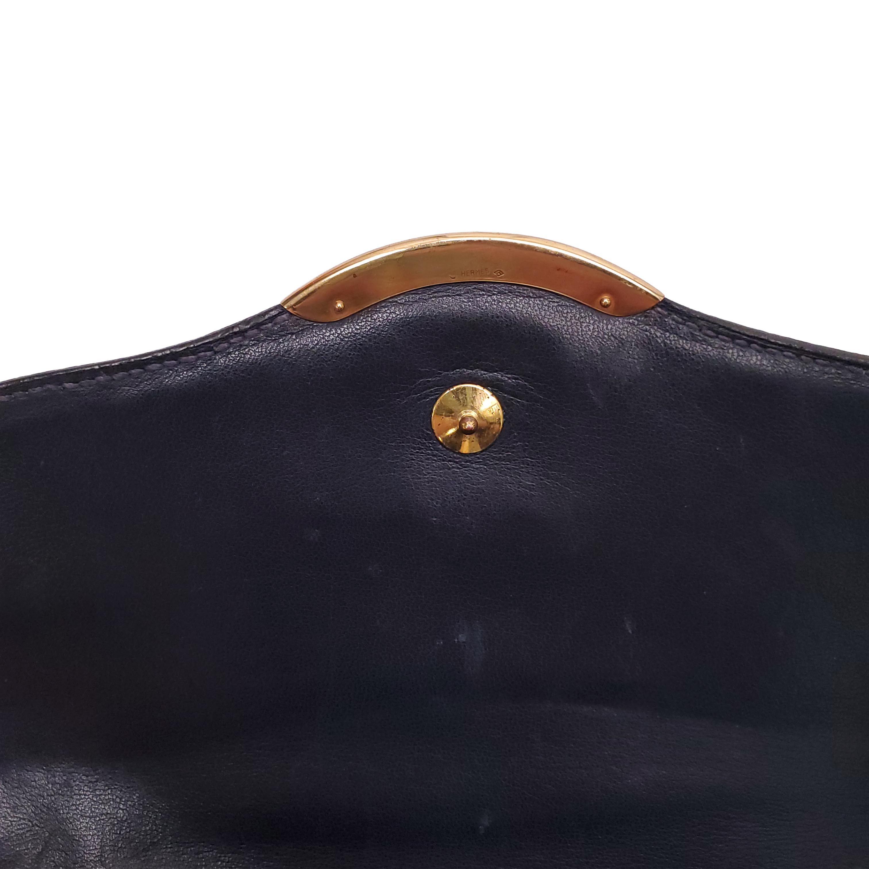 HERMÈS VINTAGE NAVY ALLIGATOR SHOULDER BAG