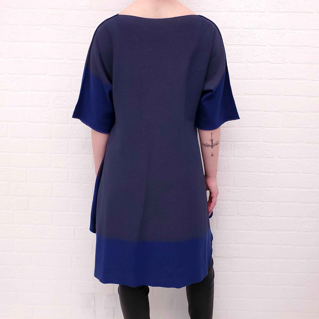 ISSEY MIYAKE BLUE KNIT DRESS - SIZE 2 (M)