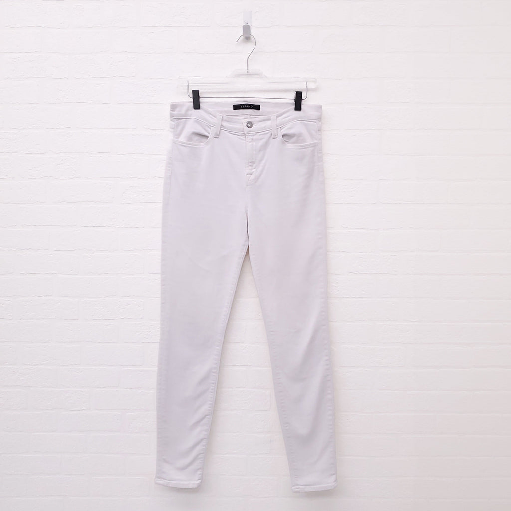 J BRAND WHITE SKINNY JEANS - SIZE 30