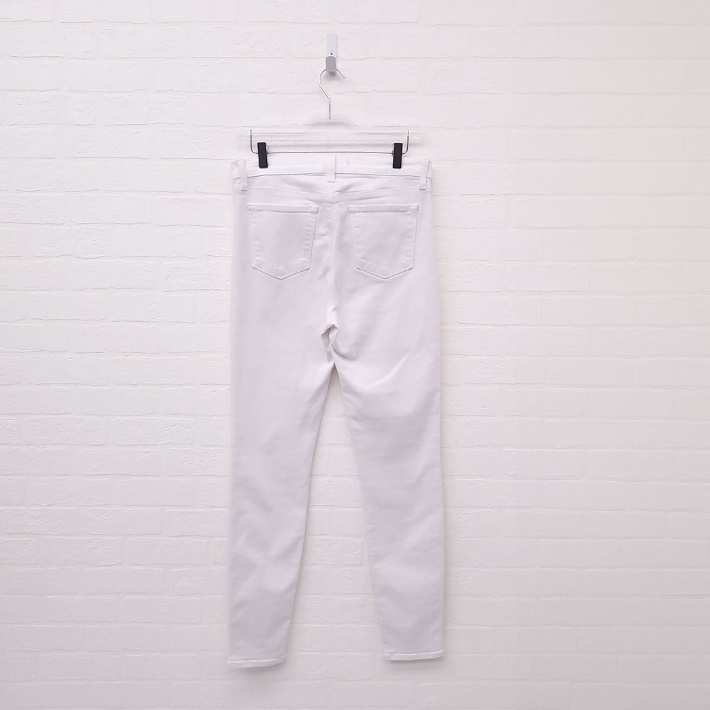 J BRAND WHITE SKINNY JEANS - SIZE 30