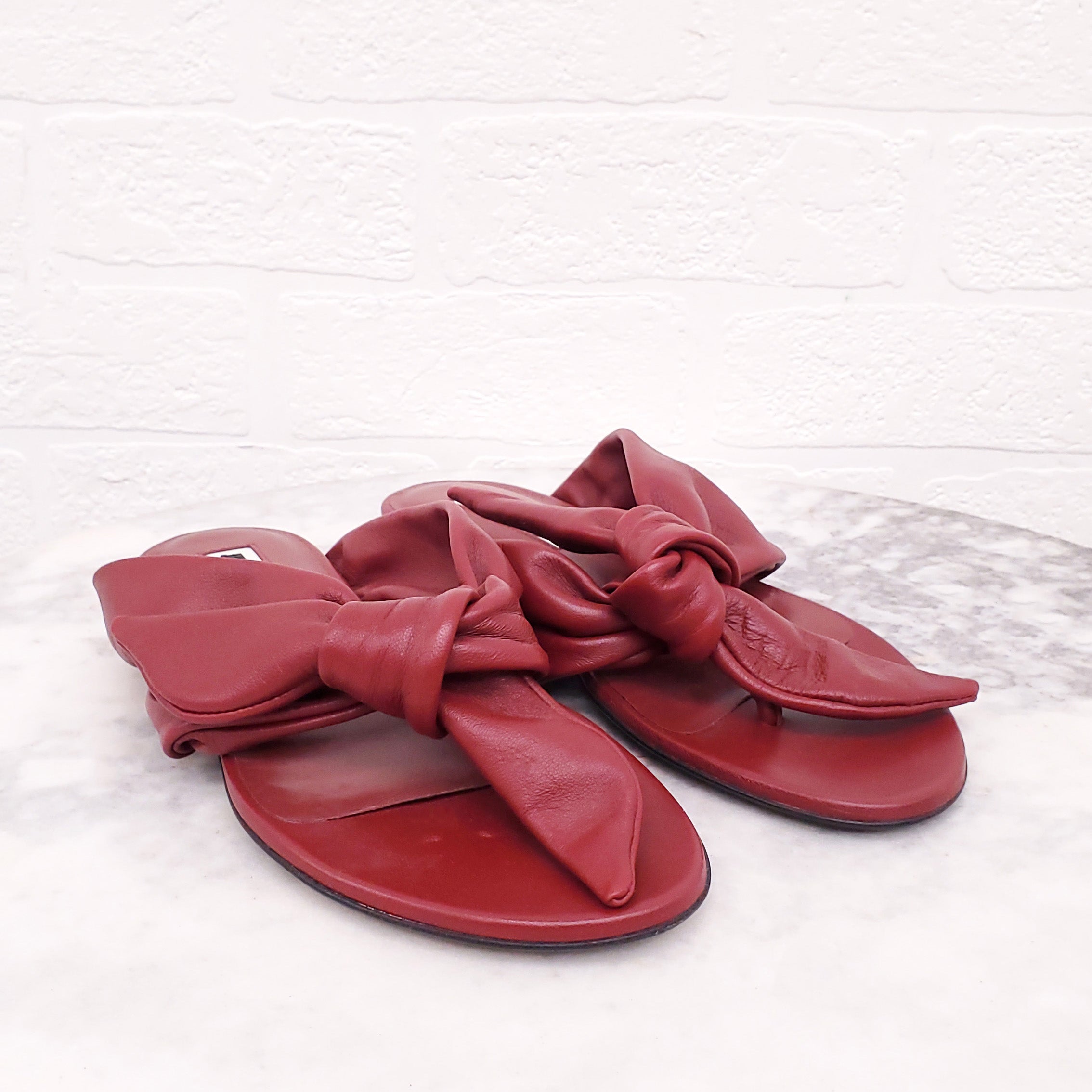 JIL SANDER RED LEATHER KNOT SLIDES - SIZE 35.5