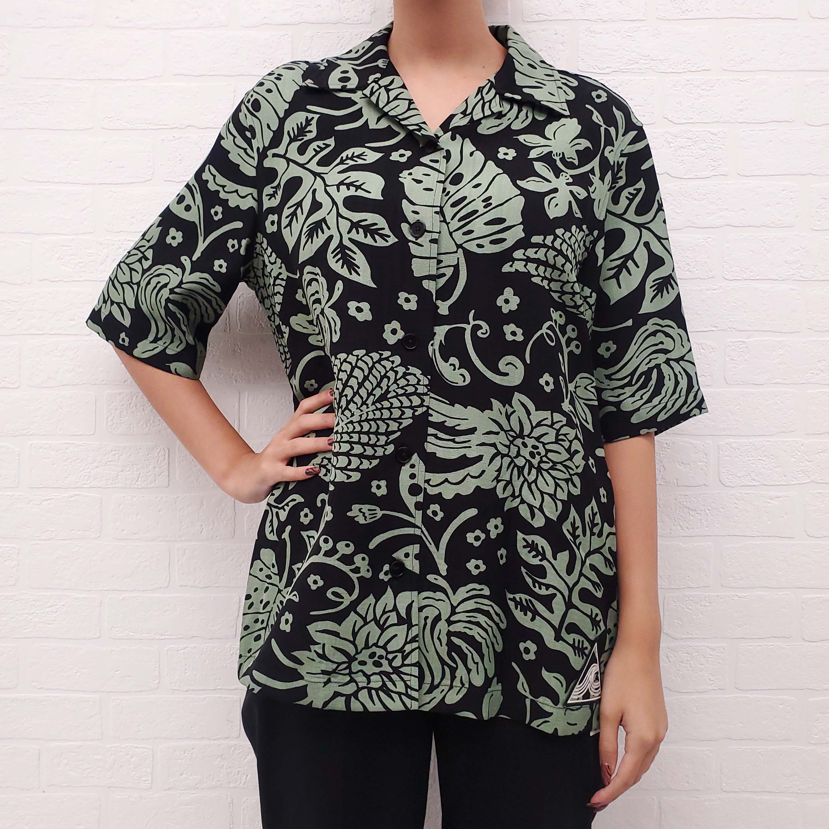 JIL SANDER UNISEX GREEN AND BLACK PATTERNED HAWAIIAN SHIRT - SIZE 36