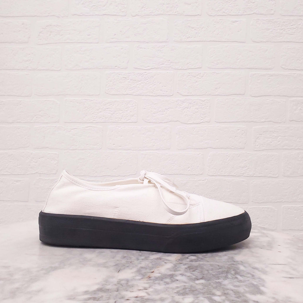 JIL SANDER WHITE SNEAKERS - SIZE 38 MENS/40 WOMENS