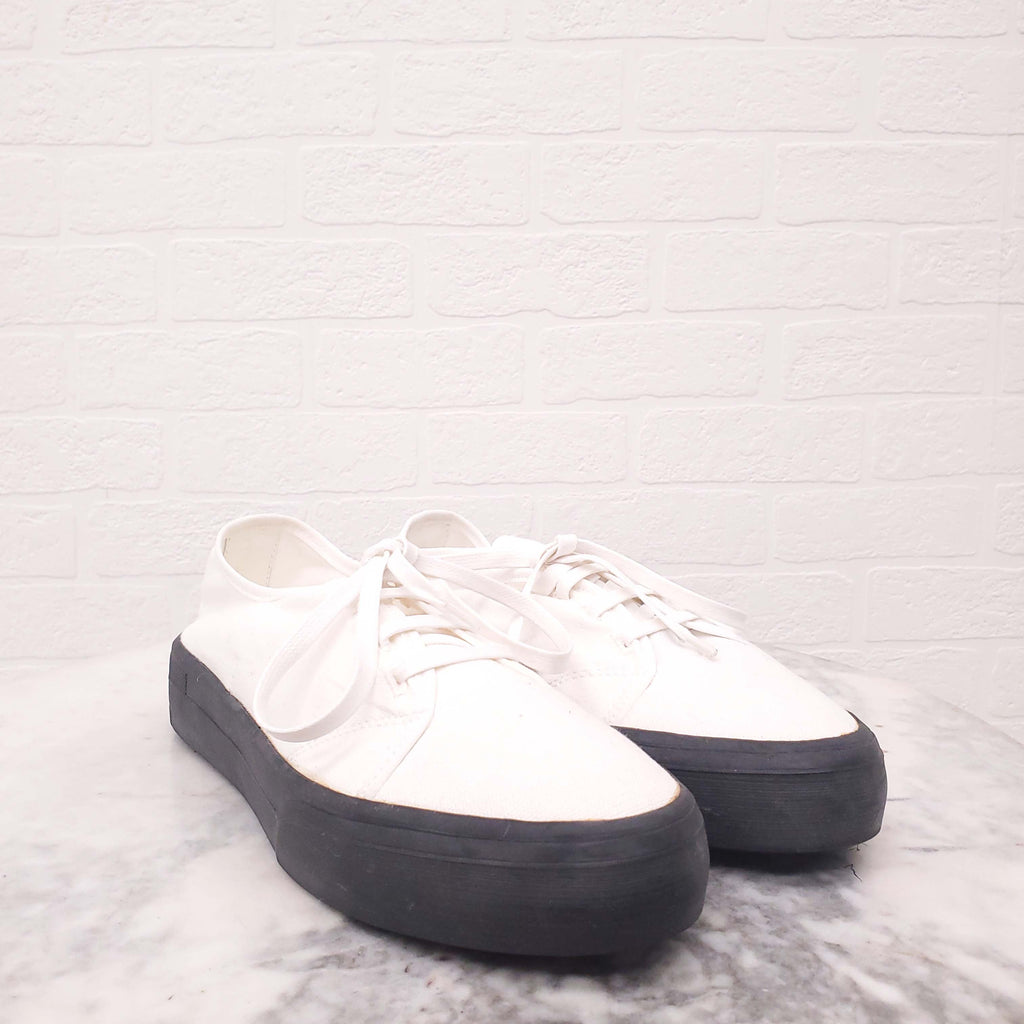 JIL SANDER WHITE SNEAKERS - SIZE 38 MENS/40 WOMENS