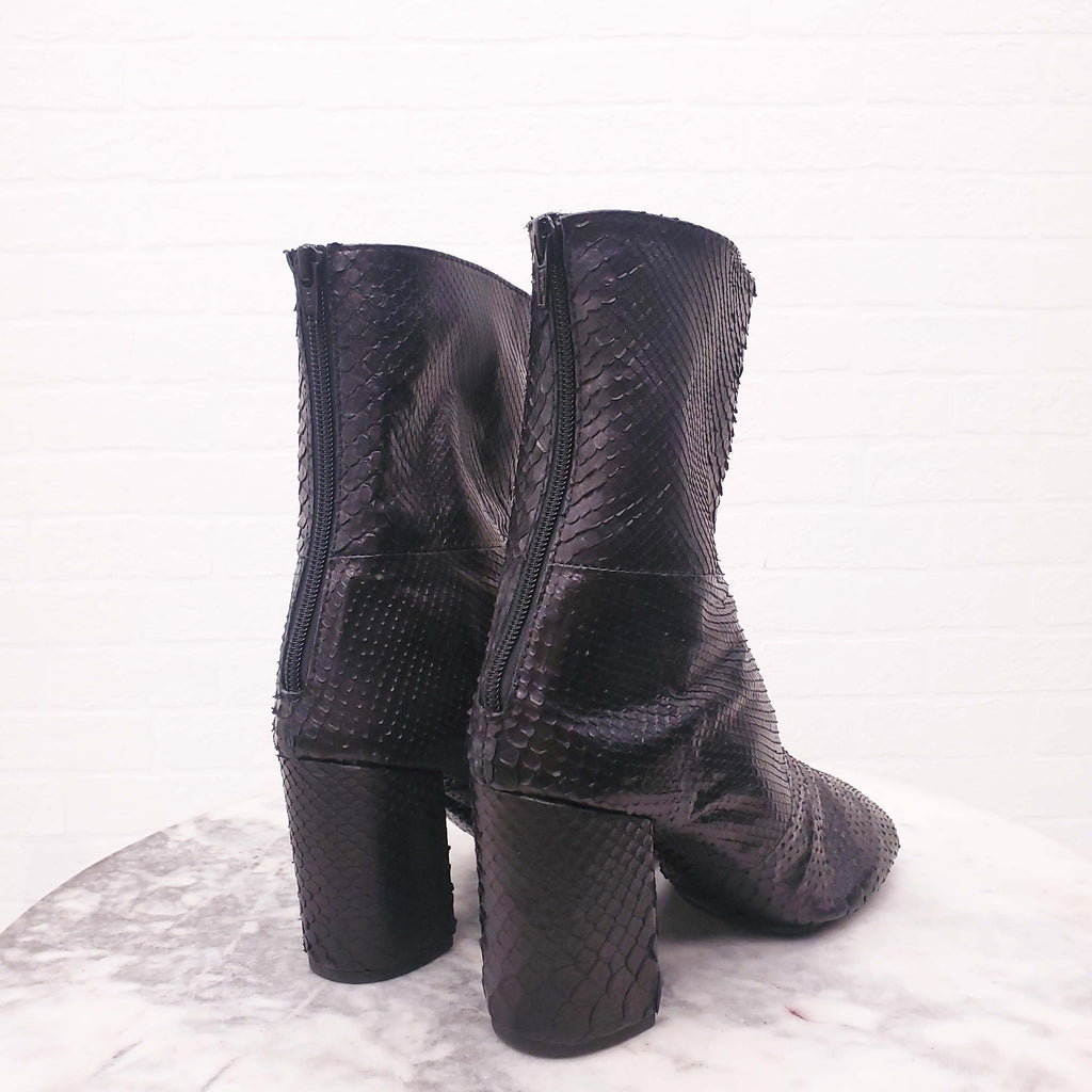 JUNYA WATANABE X COMMES DES GARÇONS BLACK SNAKESKIN EFFECT BOOTIES - SIZE M/US 9.5