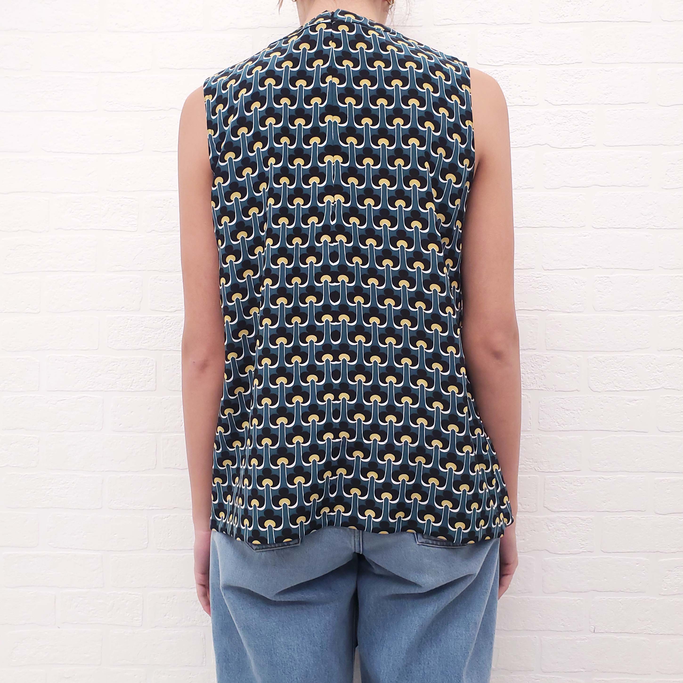 MARNI GREEN SILK PATTERNED SLEEVELESS BLOUSE - SIZE 42