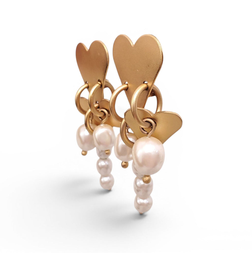 MARTHA STURDY GOLD HEART AND PEARL DROP CLIP-ON EARRINGS