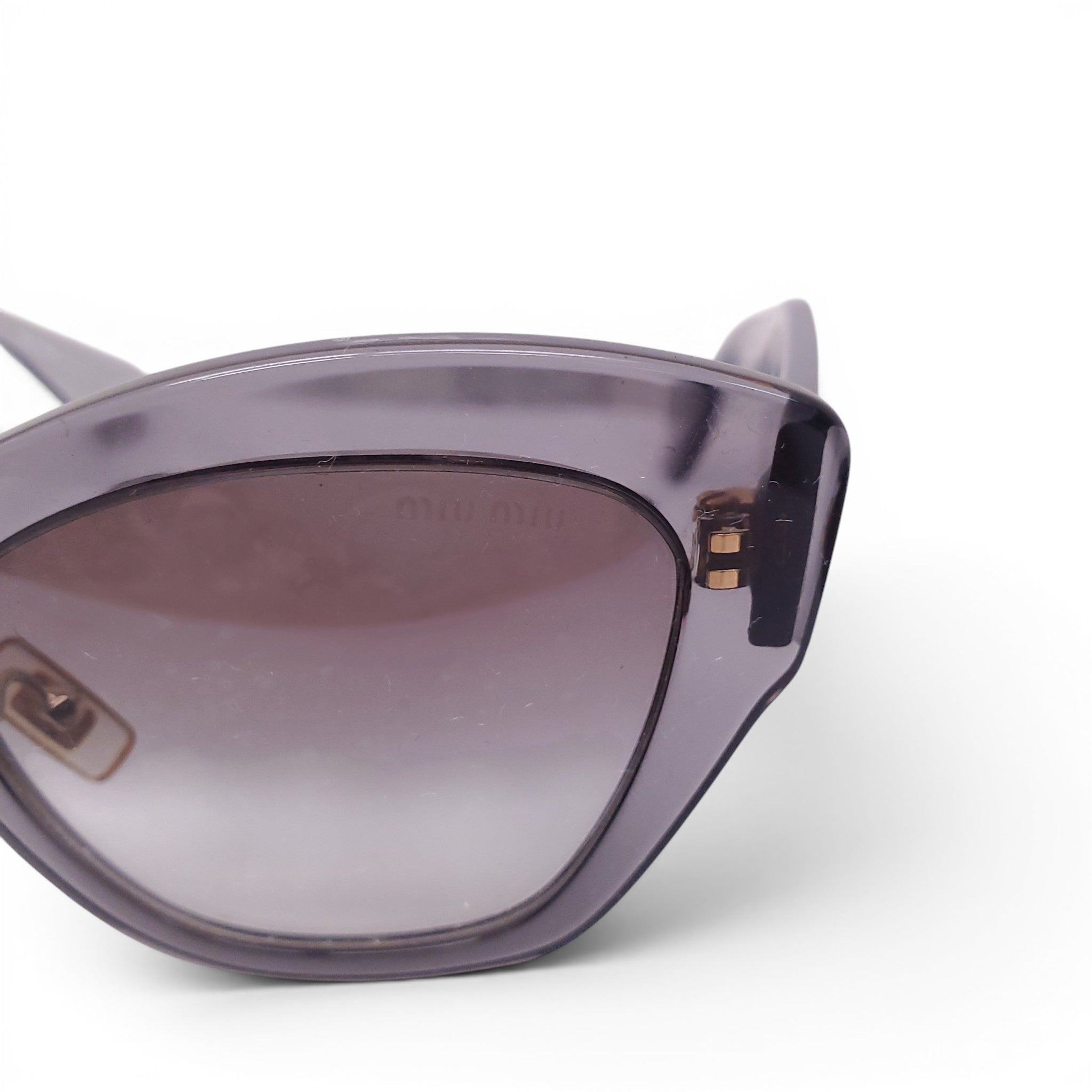 MIU MIU GREY LUCITE LOGO SUNGLASSES