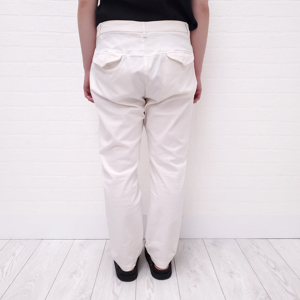 NILI LOTAN WHITE 'TEL AVIV' PANTS - SIZE 8