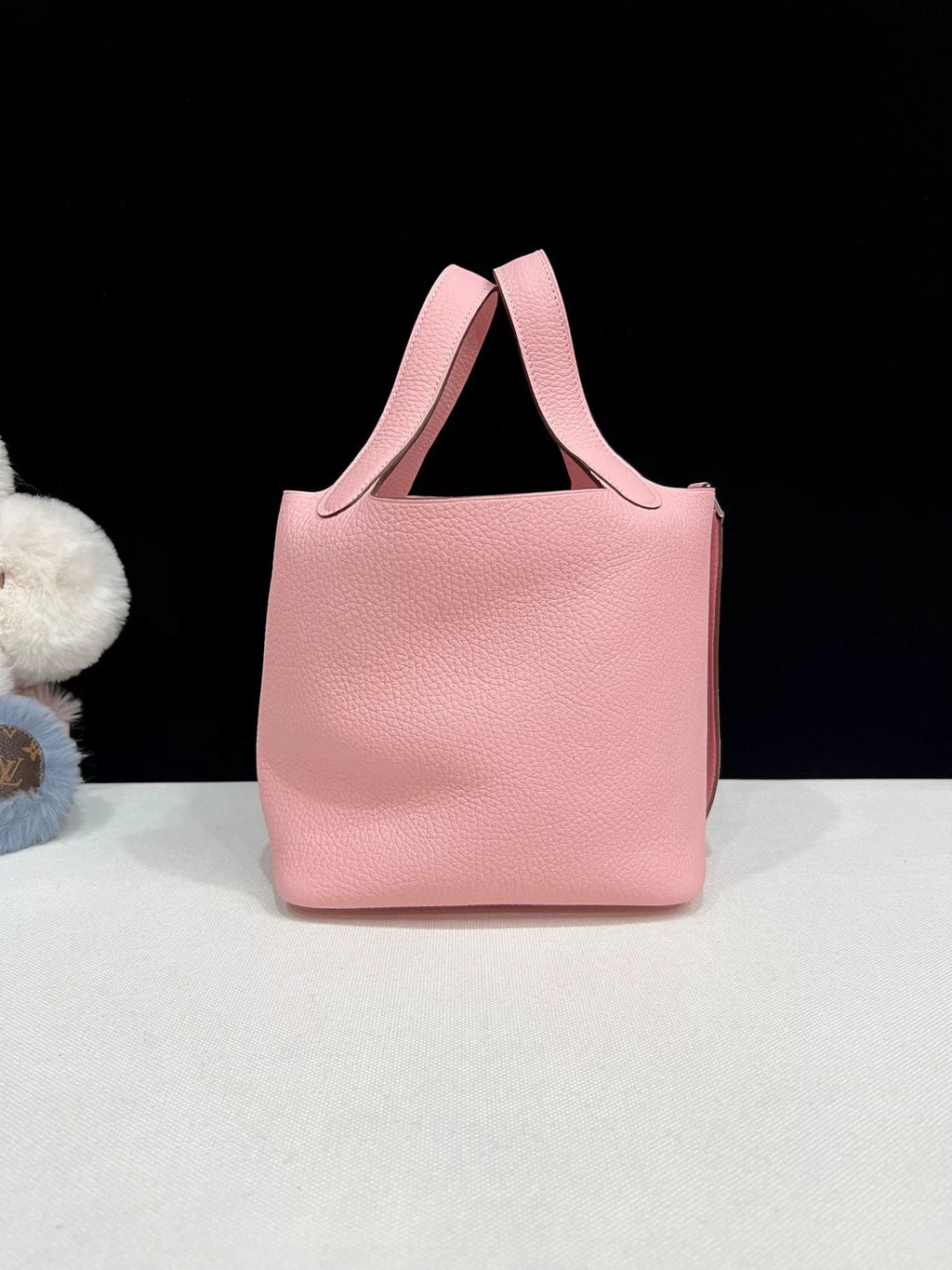 Hermès Women Pre-Loved Bag Brand New Condition