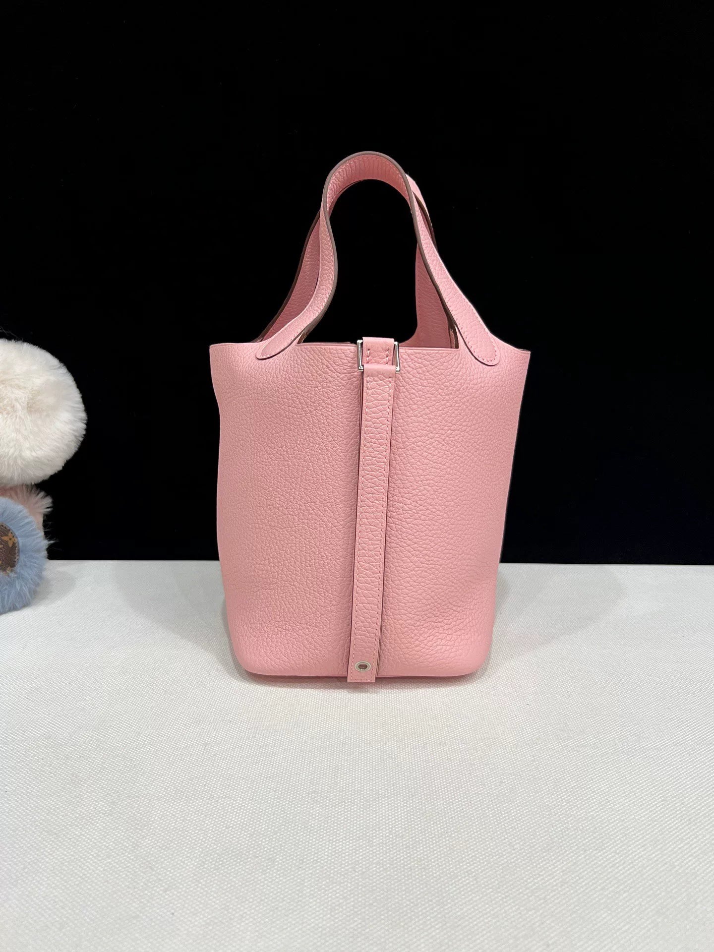 Hermès Women Pre-Loved Bag Brand New Condition