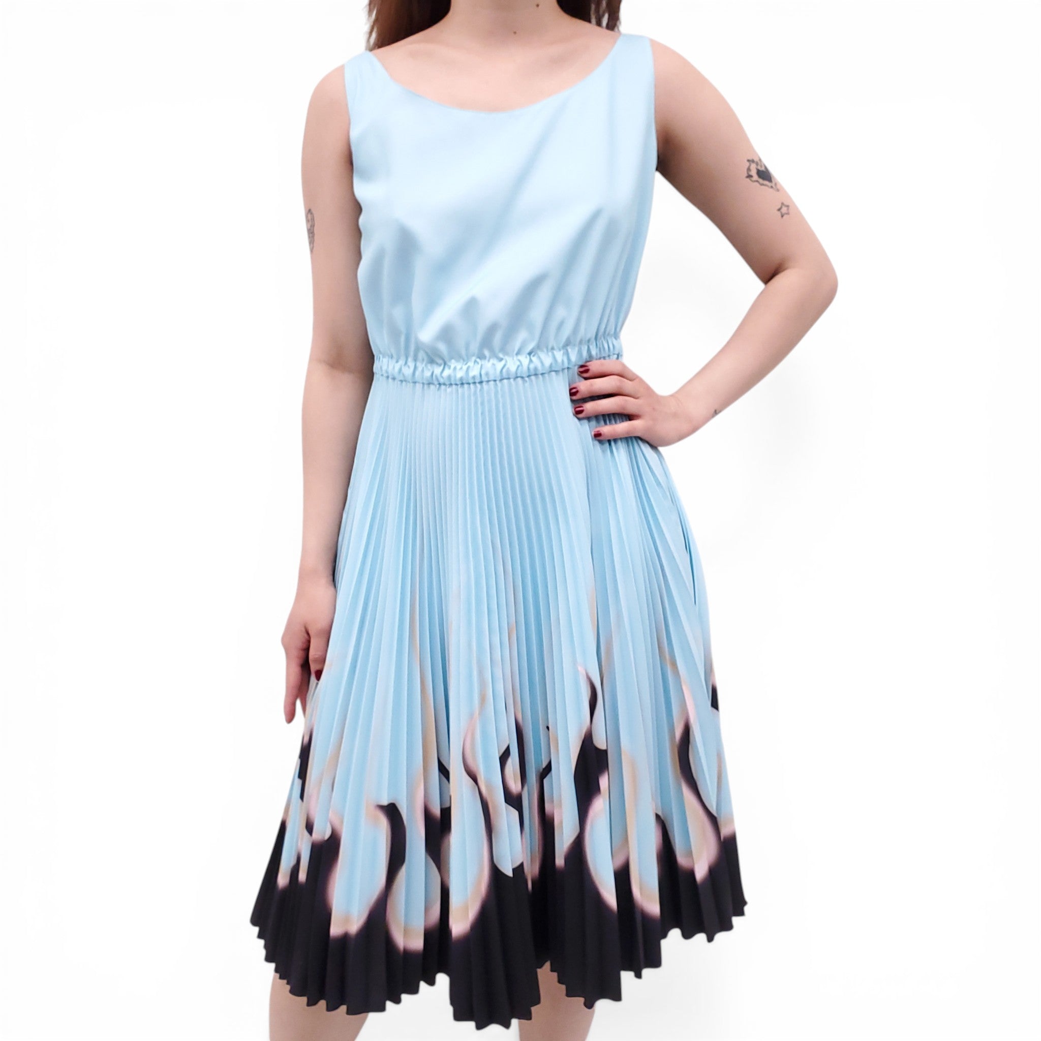 PRADA LIGHT BLUE PLEATED PATTERNED DRESS - SIZE 40
