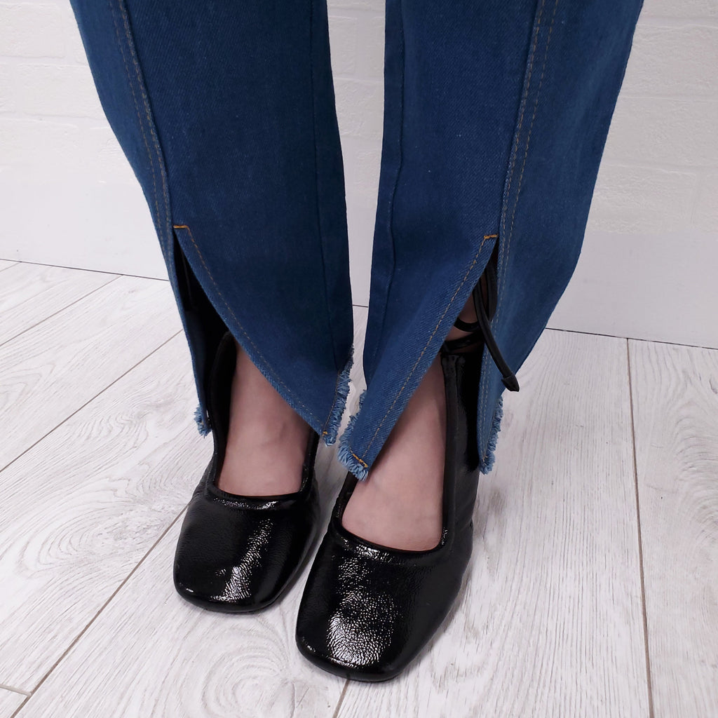 REJINA PYO LIGHT WASH 'ELISE' JEANS - SIZE 36