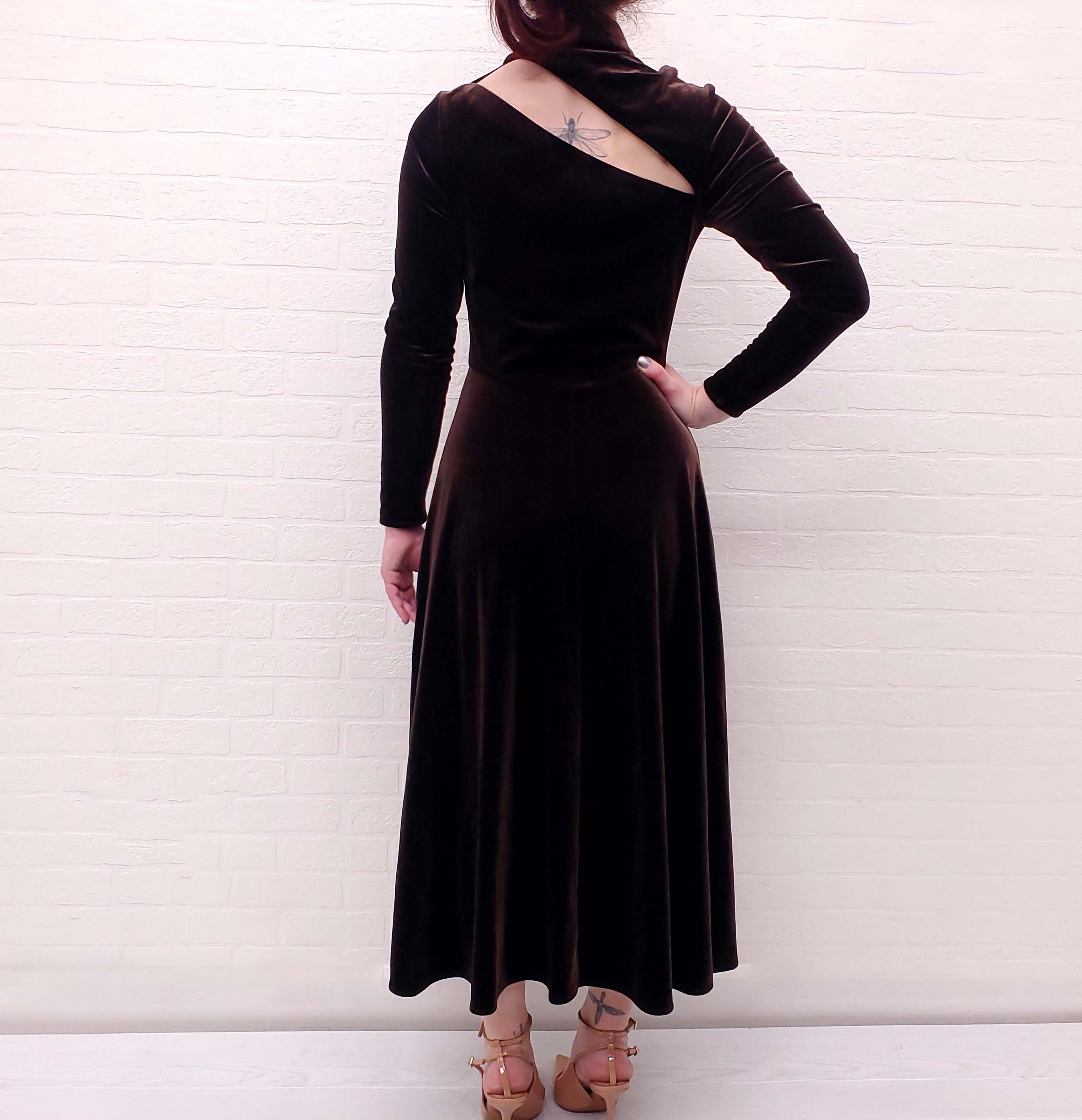 RENE RUIZ BROWN VELVET DRESS - SIZE 6