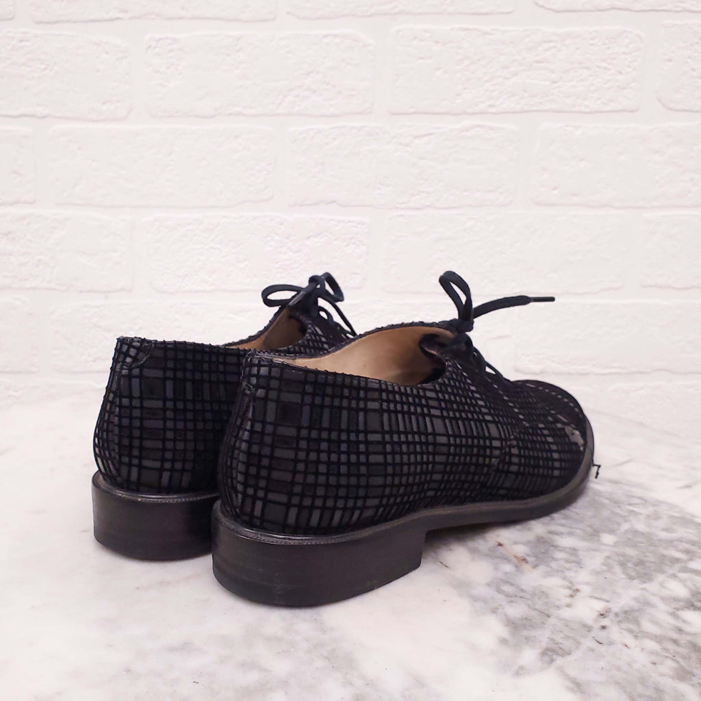 ROBERT CLERGERIE EMBOSSED OXFORDS - SIZE 38.5