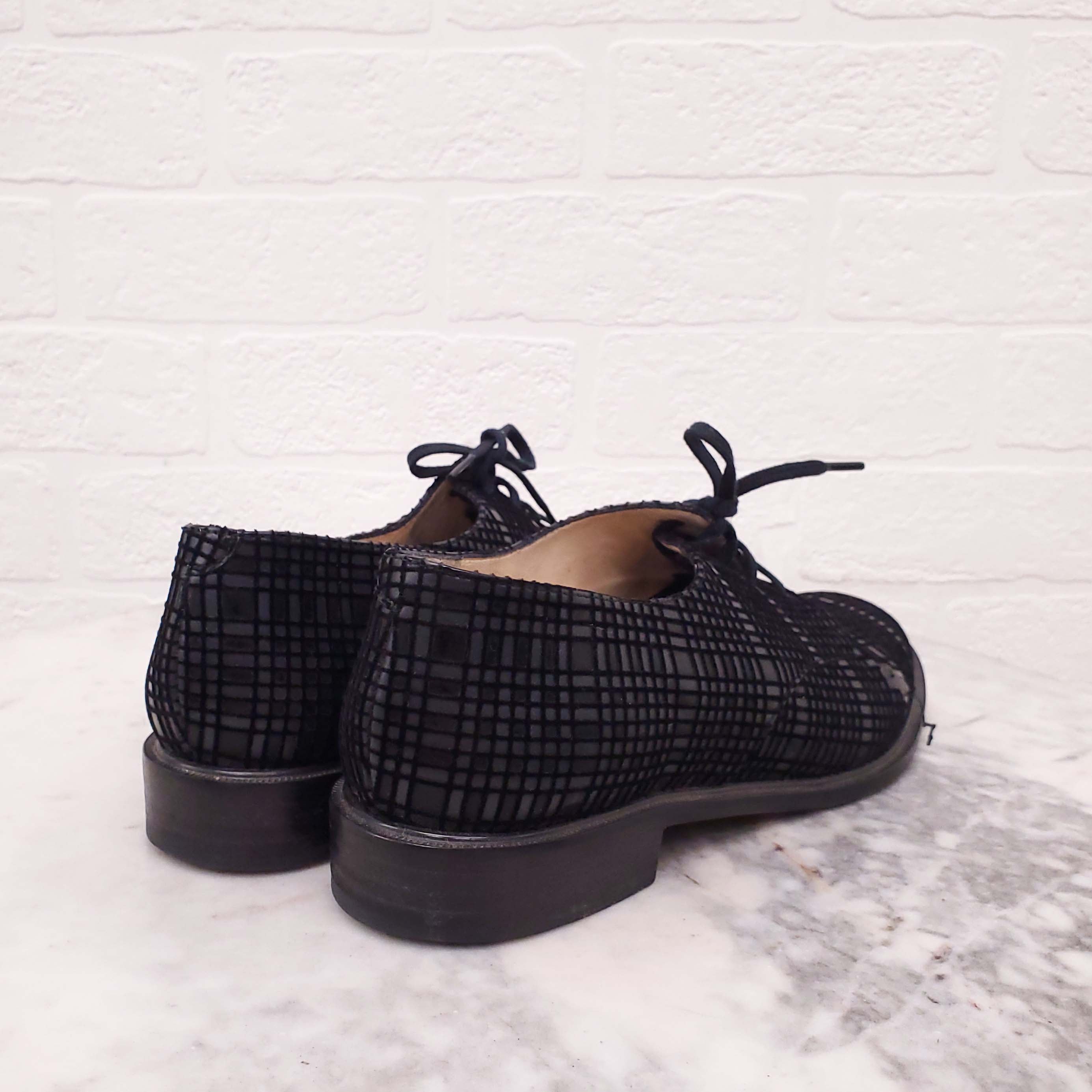 ROBERT CLERGERIE EMBOSSED OXFORDS - SIZE 38.5