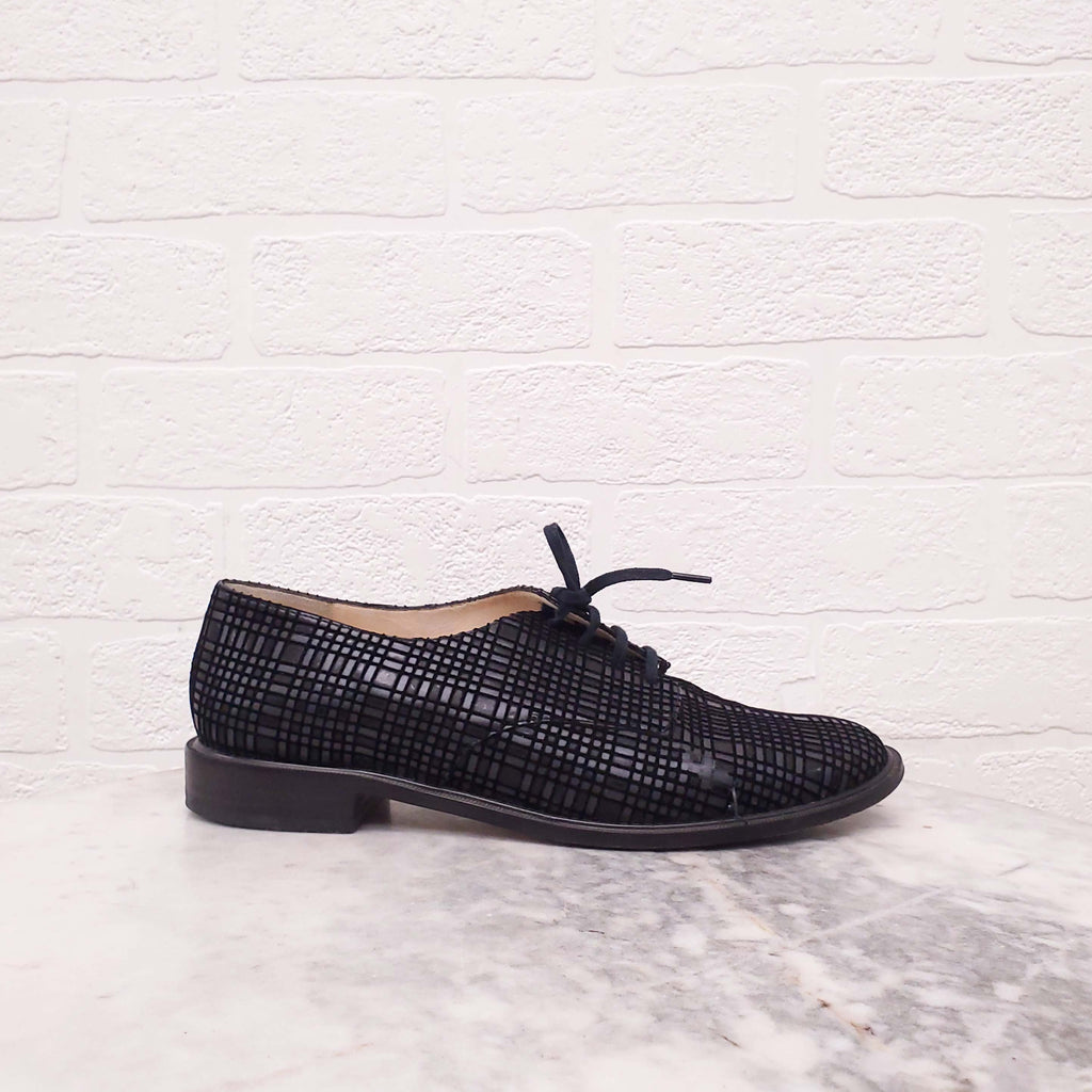 ROBERT CLERGERIE EMBOSSED OXFORDS - SIZE 38.5