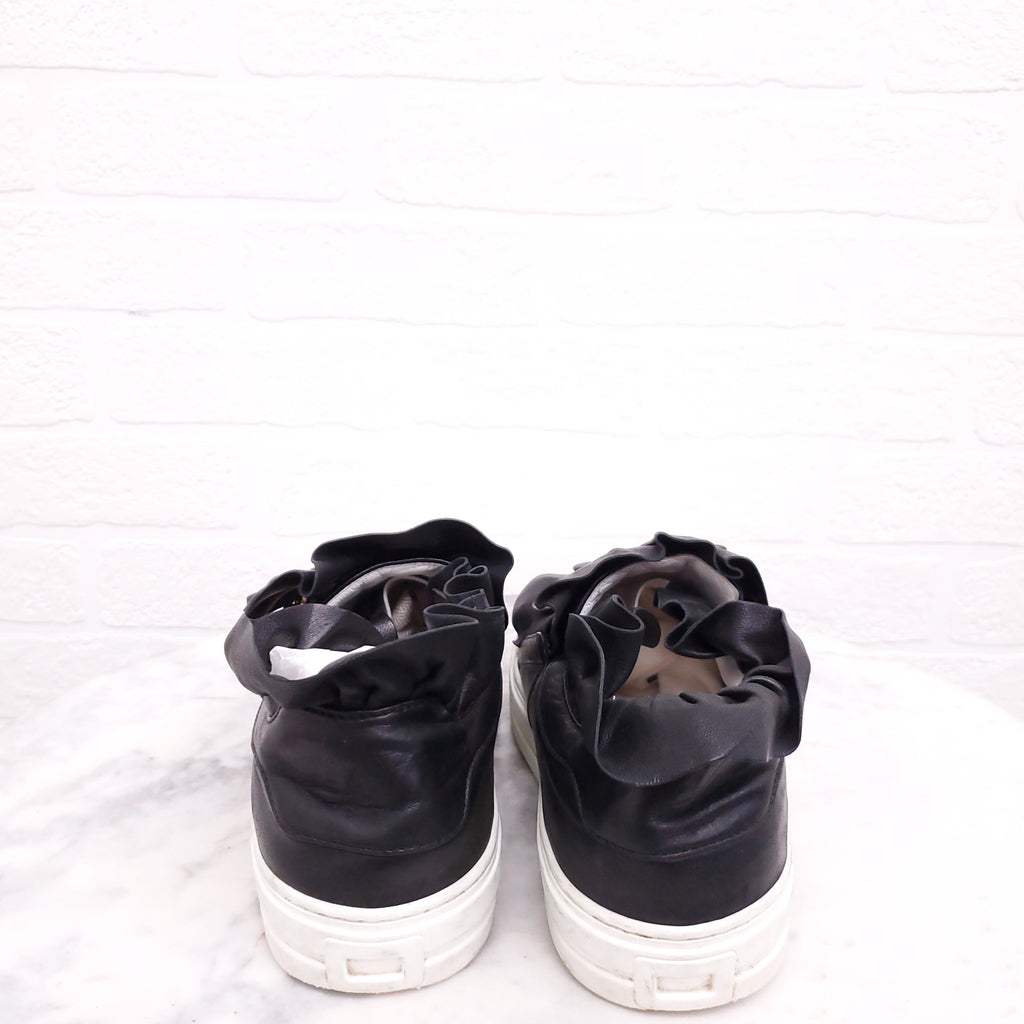 ROGER VIVIER BLACK LEATHER RUFFLE SNEAKERS WITH ZIPPER DETAIL - SIZE 38.5