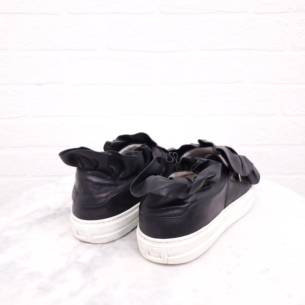 ROGER VIVIER BLACK LEATHER RUFFLE SNEAKERS WITH ZIPPER DETAIL - SIZE 38.5