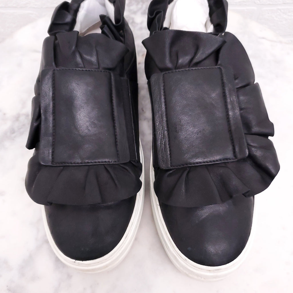 ROGER VIVIER BLACK LEATHER RUFFLE SNEAKERS WITH ZIPPER DETAIL - SIZE 38.5