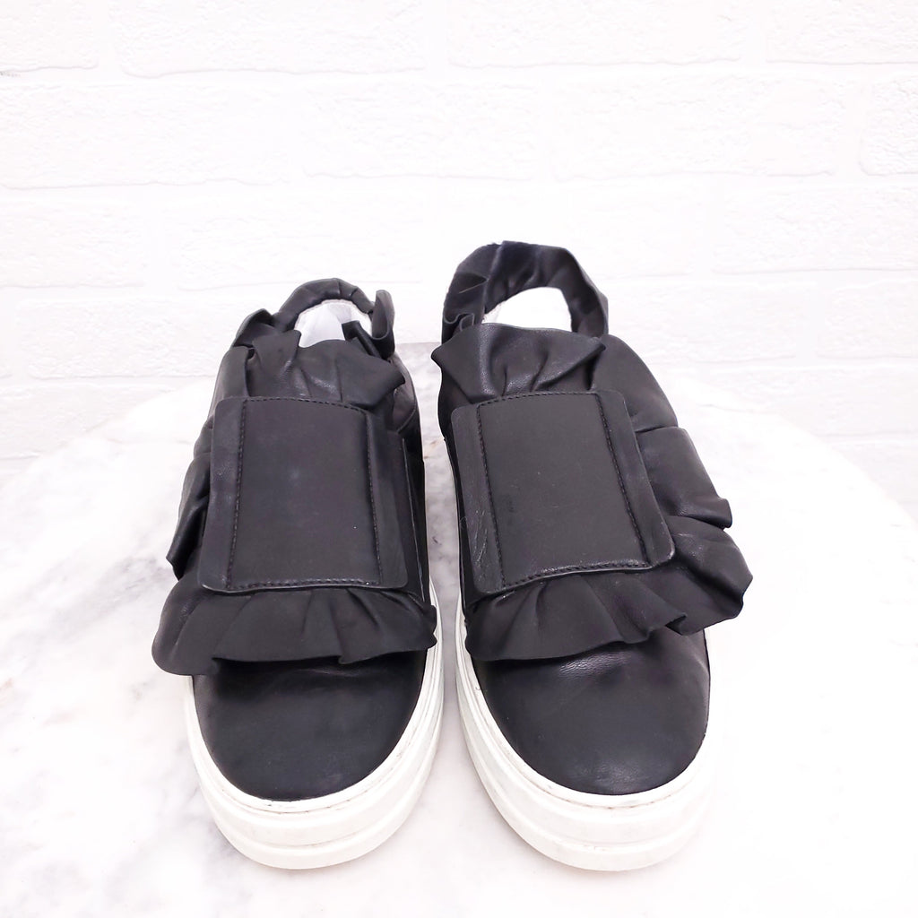 ROGER VIVIER BLACK LEATHER RUFFLE SNEAKERS WITH ZIPPER DETAIL - SIZE 38.5