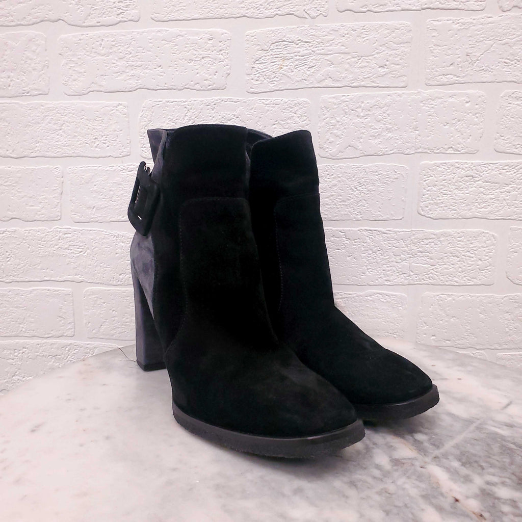 ROGER VIVIER GREY AND BLACK SUEDE BUCKLE BOOTS - SIZE 38