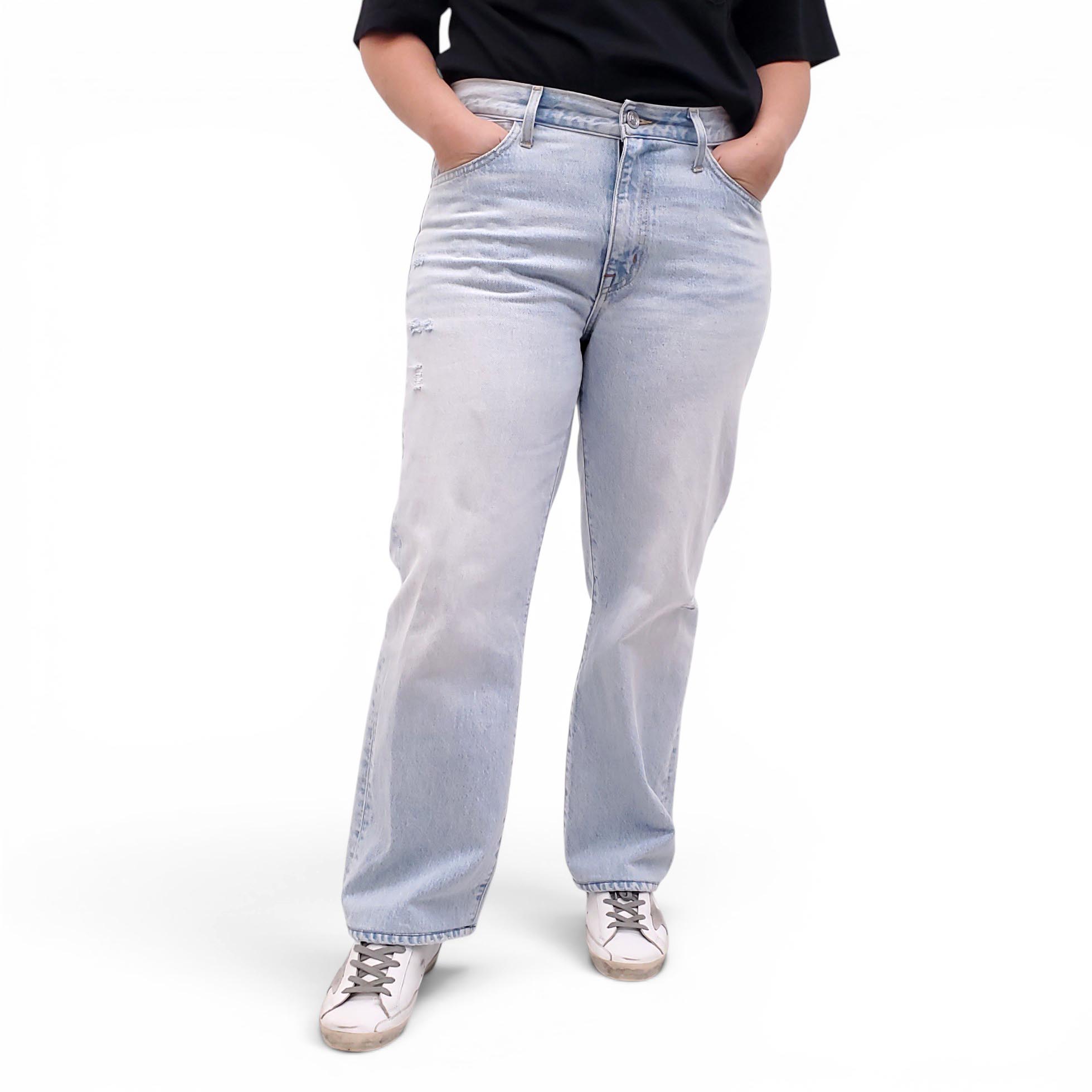 SLVRLAKE LIGHT WASH 'SOPHIE LONG' JEANS - SIZE 32