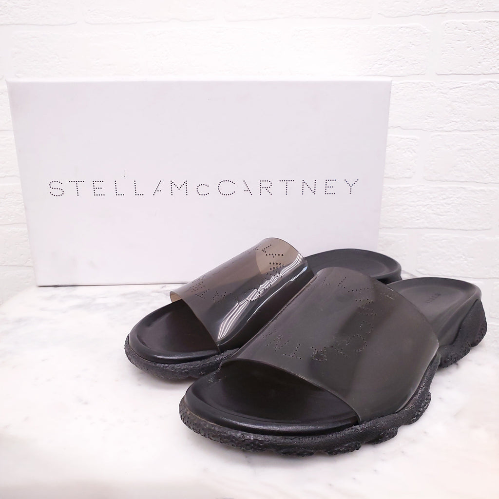 STELLA MCCARTNEY BLACK LOGO POOL SLIDES - SIZE 43