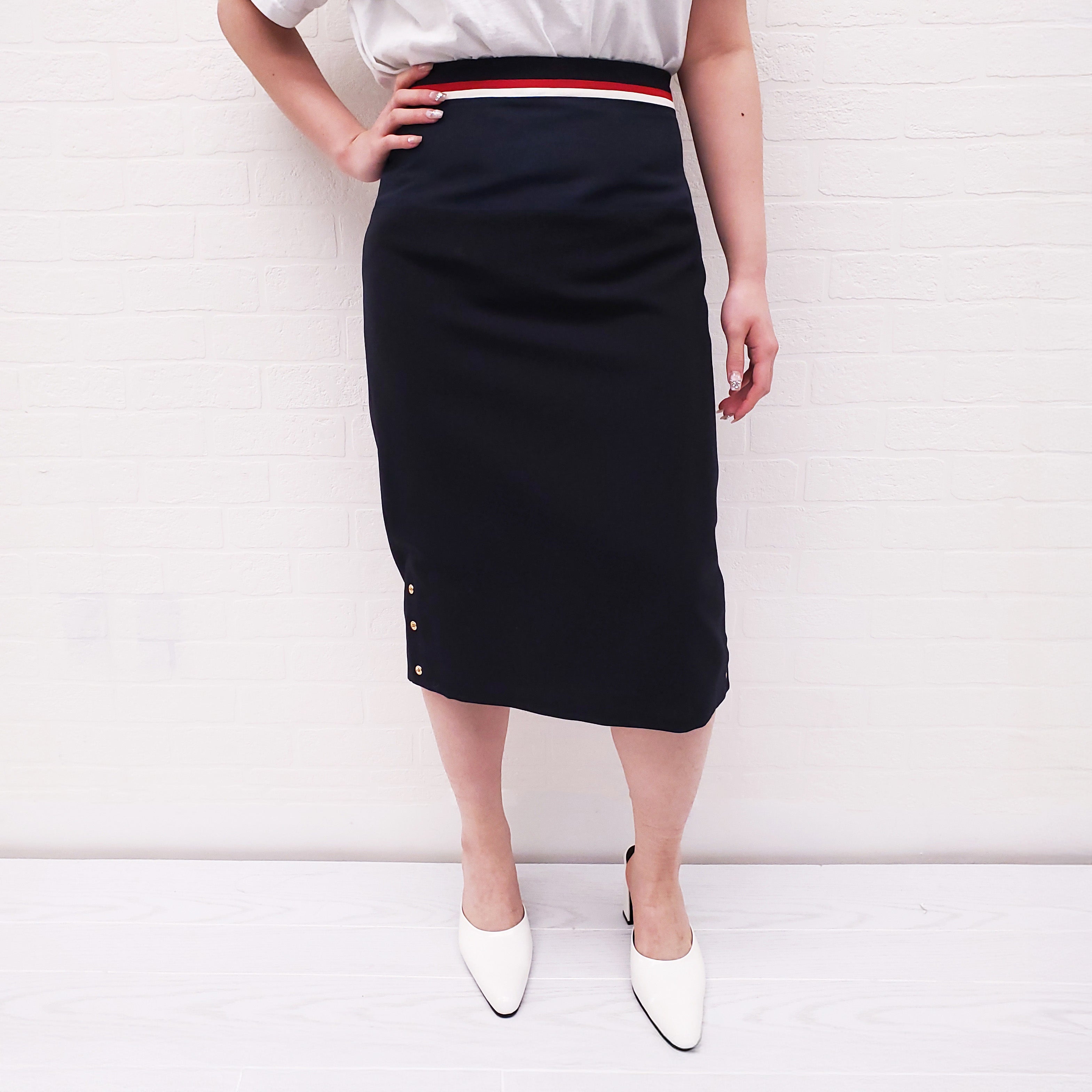 THOM BROWNE NAVY PENCIL SKIRT WITH STRIPES AND GOLD BUTTONS - SIZE 42