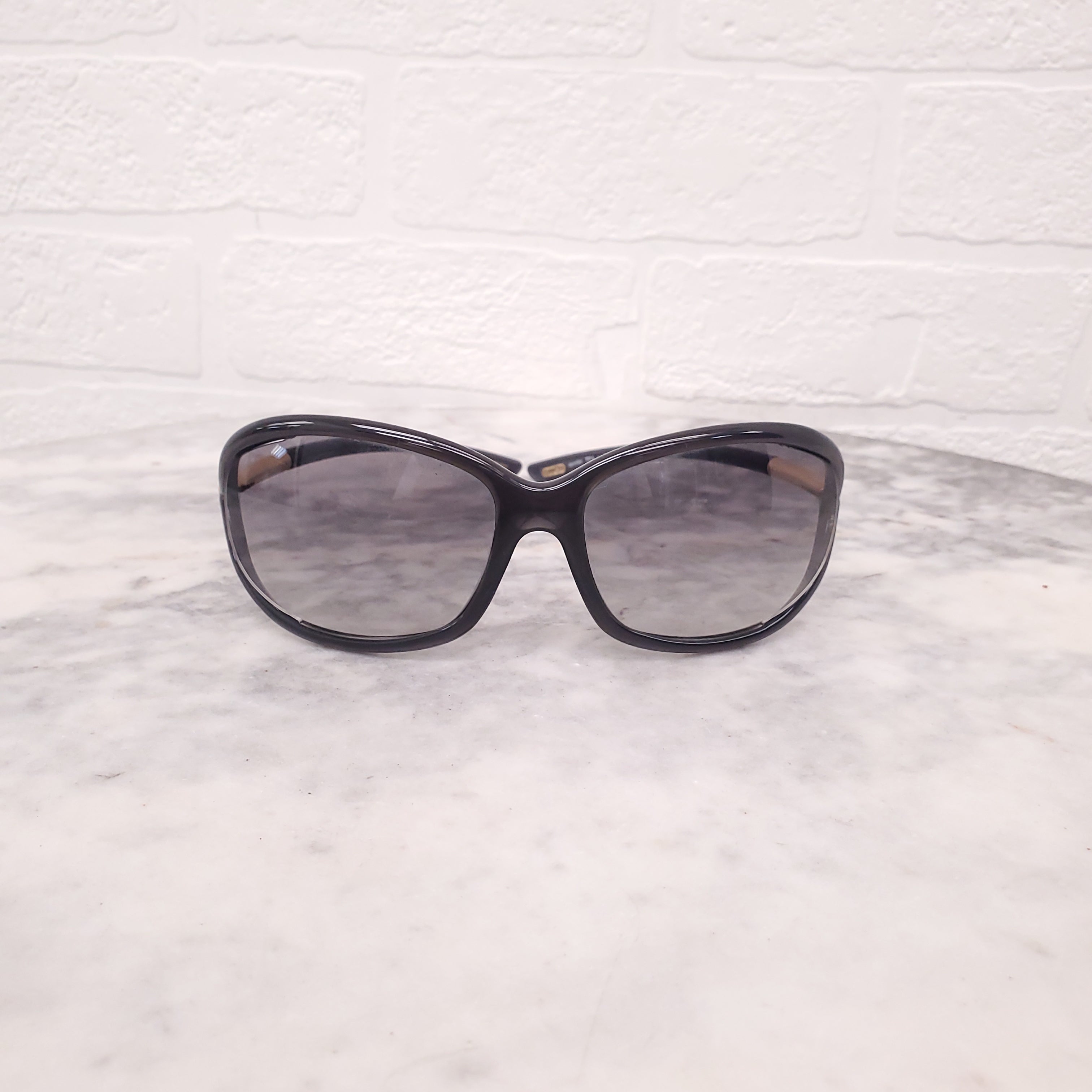 TOM FORD BLACK AND GOLD SUNGLASSES