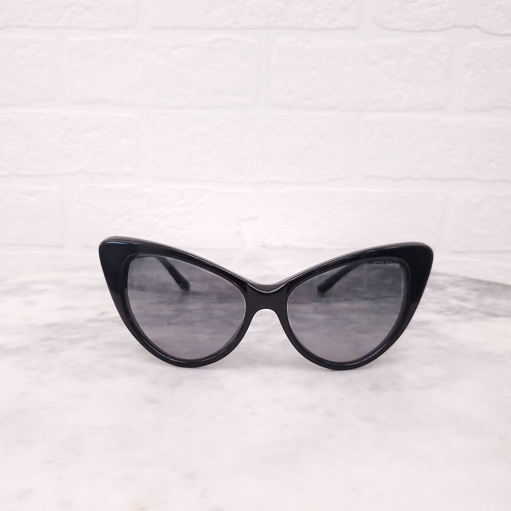 TOM FORD BLACK CAT EYE SUNGLASSES