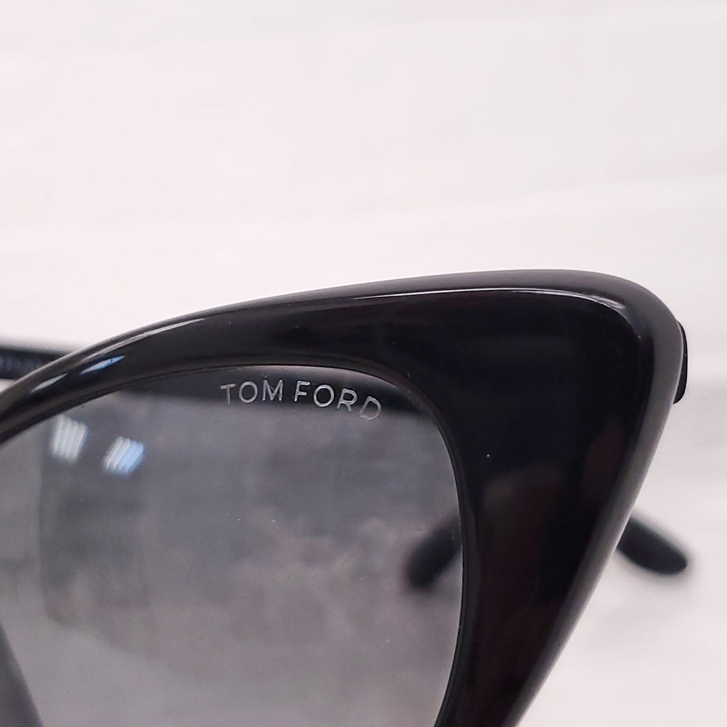 TOM FORD BLACK CAT EYE SUNGLASSES