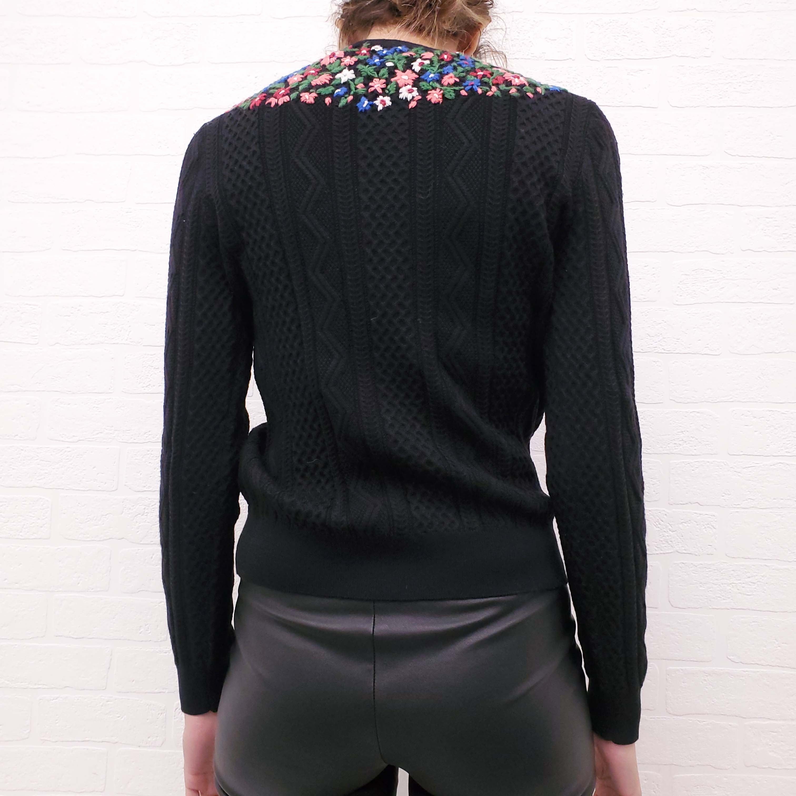 VALENTINO BLACK CABLE KNIT SWEATER WITH FLORAL EMBROIDERY - SIZE M