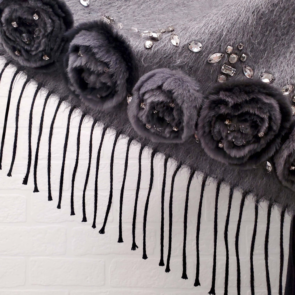 VALENTINO GREY SCARF WITH FUR FLOWERS